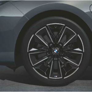BMW 7 SERİSİ (G70) 21" KIŞLIK JANT LASTİK SETİ